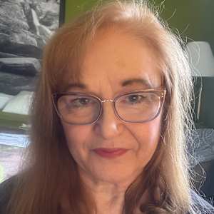 Deborah Zillges