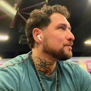 RICHARD DE LA FLOR TUEROS