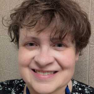 Erica L Dahlquist