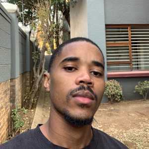 Ginuwine Khapha