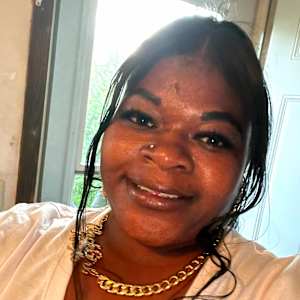 Shanisha J Williams