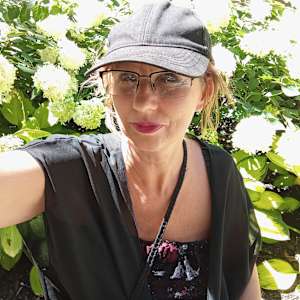 Liz T