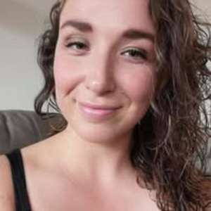 Jasmine Viau