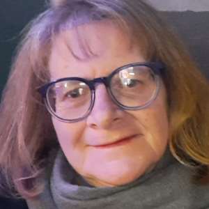 Carol Lynne Kleynhans