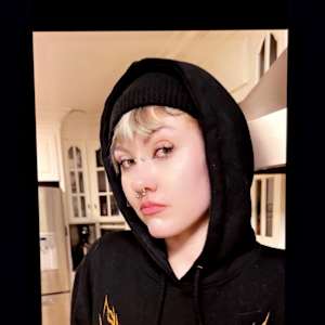 Em Lynch