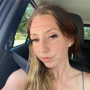 caroline ficko