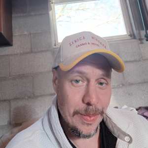 Matthew M Gutowski