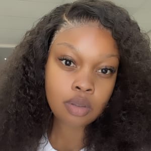 Dineo Kgoshiadira
