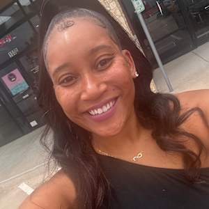 Laryssa Rollins