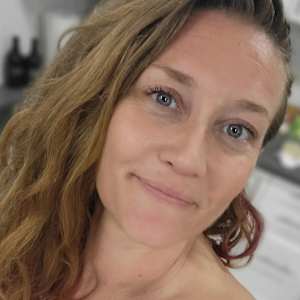 Lindsey Sturk