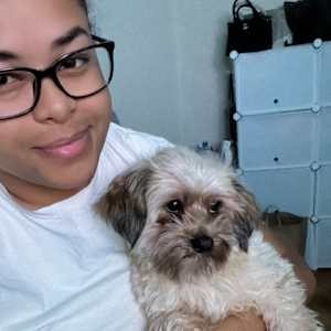 Hilda G Lopez