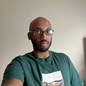 Mo