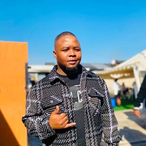 Thando Mngomezelu