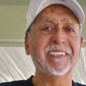 Ramon L Alvarez