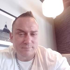 Michael Mikolajczyk