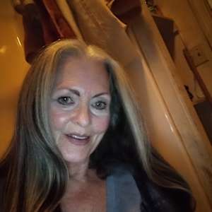 Moyna Carson