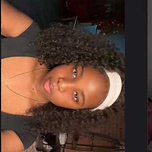Nia