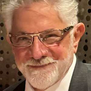 Kenneth L DiBella