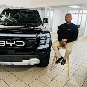 Nhlakanipho  Hlongwane