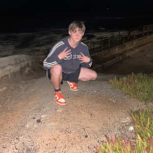 Ahstin
