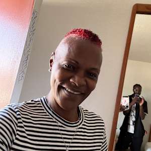 Elesia Hampton