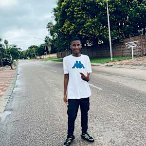 Leon Vuma