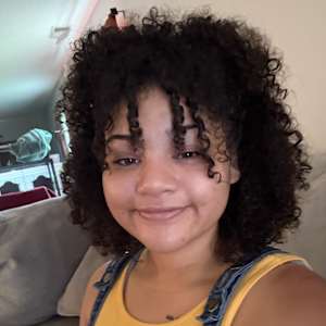 Alexis Thomas