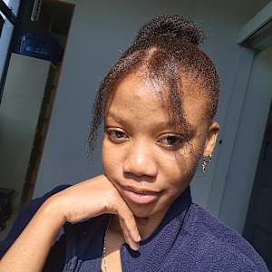 Minenhle Mjiyako