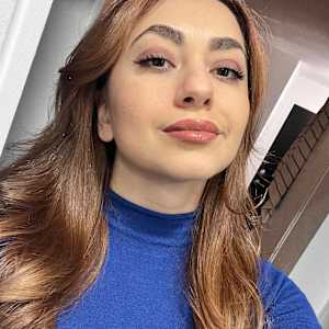 Parisa