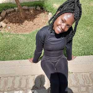 Petronella Ndlovu