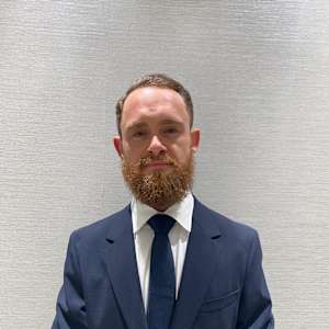 André