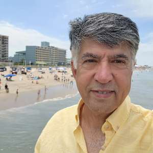 Abdul W Ahmadi