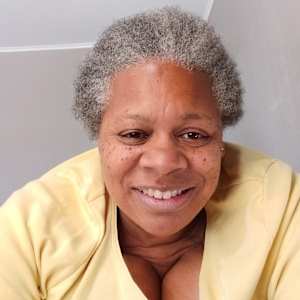Robin C Mapp