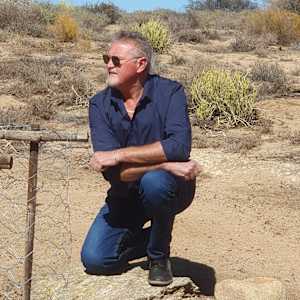 MR GERT J VAN DEN HEEVER