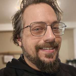 Matthew R McCrorey