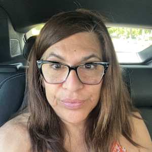 Yvonne Perez-Pena