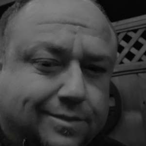 Daniel T Campbell