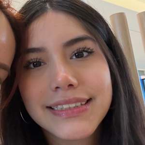 Luz Saenz