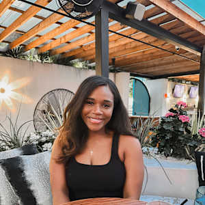 Traci Holland