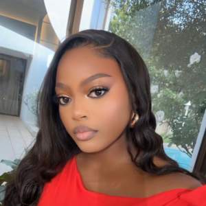 Akhona
