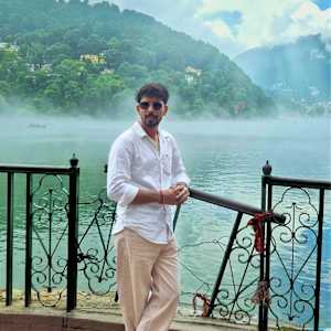 Akash saxena