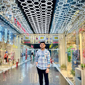Md Khan