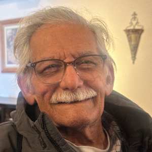 Manuel Salazar