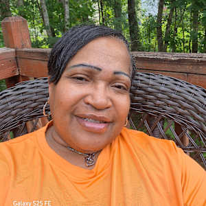 Cynthia R Hill