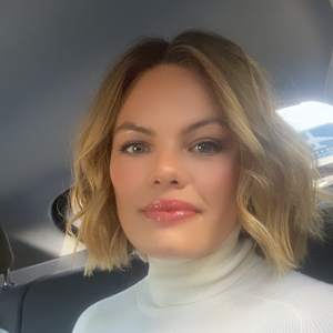 Lindsey VanCuren