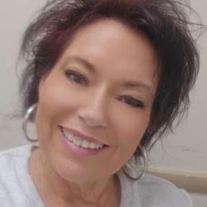 Phyllis Sides