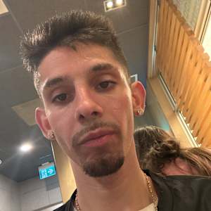 Ladi Geci