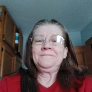Lynnette C Saxour