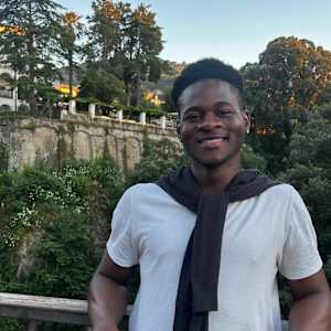 Daniel Esambu