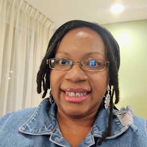 Erna Lindsey